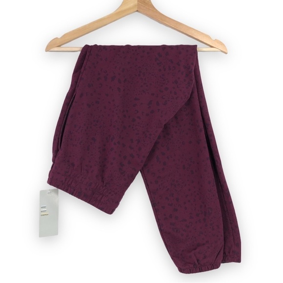 NWT - Z by Zella - Joggers Burgundy Animal Print - S - Picture 1 of 11